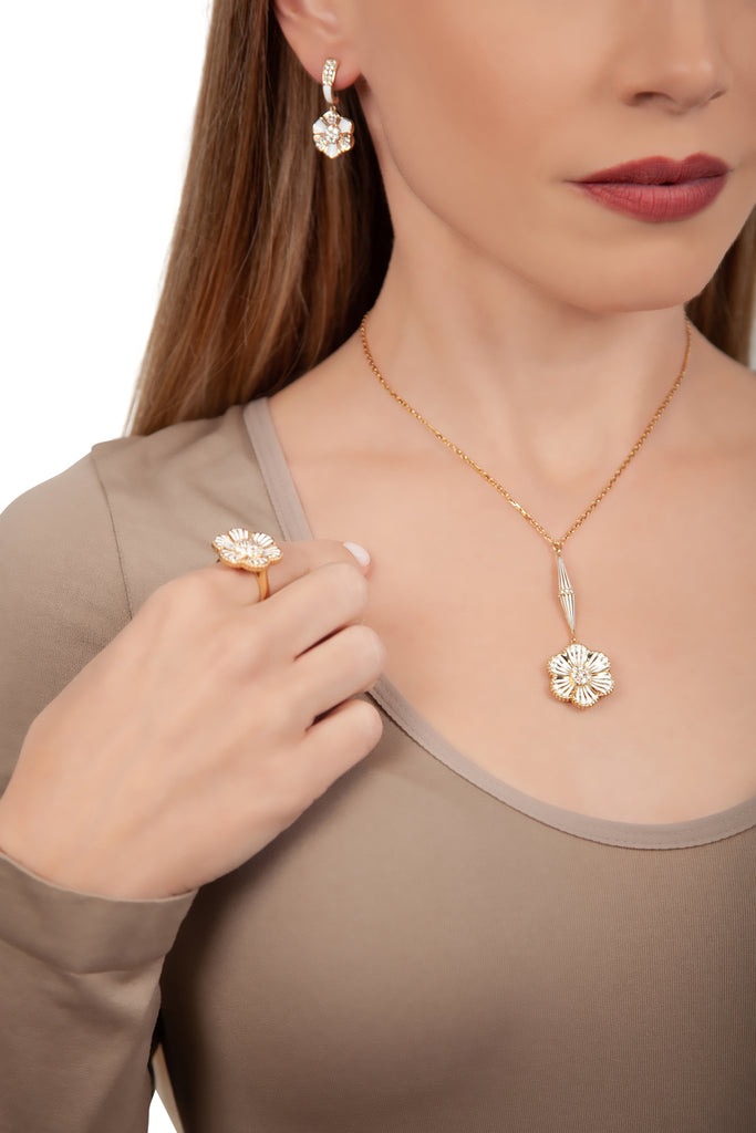 Queen Idoraelle Earrings