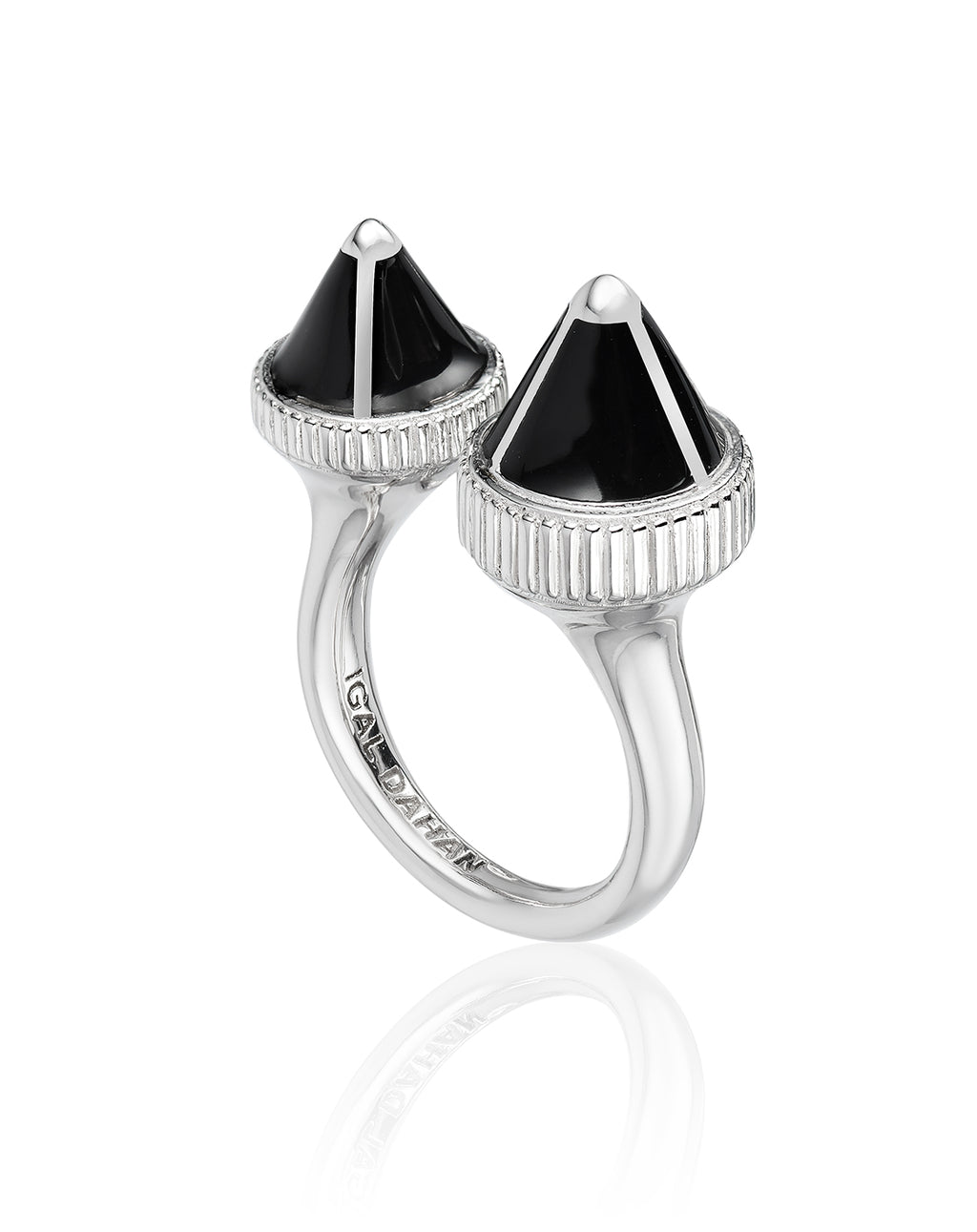 Tresor Iconec Between The Finger Ring