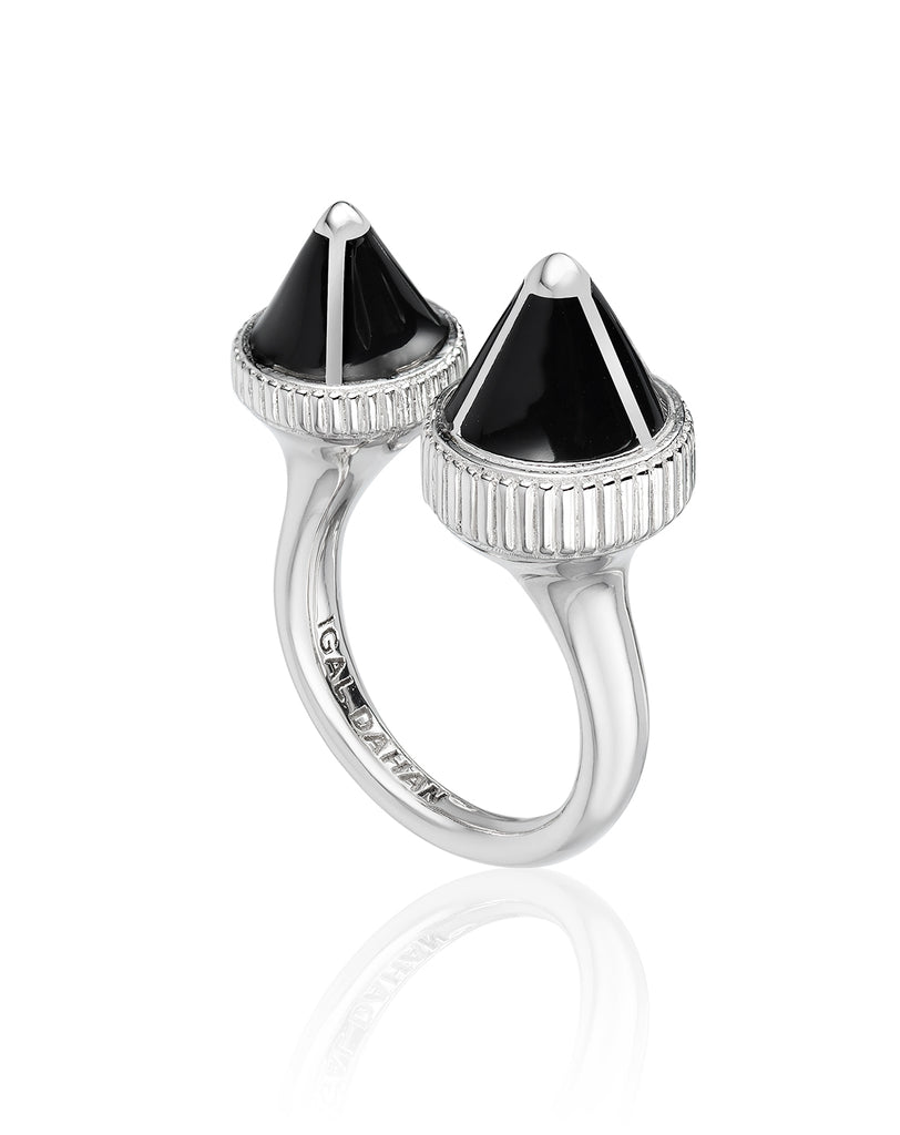 Tresor Iconec Between The Finger Ring